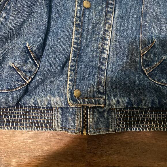 Vintage Distressed Denim Eagles Ridge Bomber Jacket Beige Accents Size XL - Picture 4 of 8